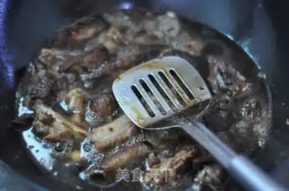 Make Grilled pork ribs with beer step 6