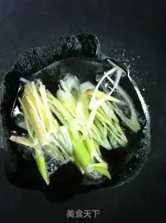 Make noodles with minced step 2