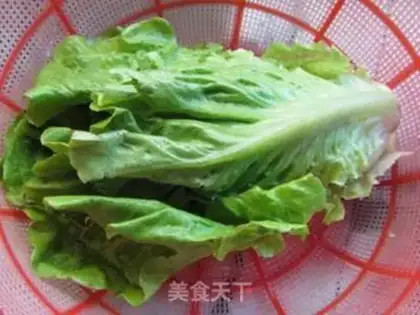 Make lettuce steak with pimples step 1