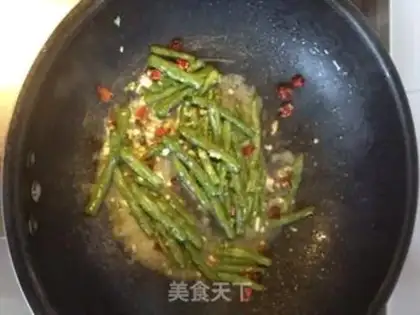 Make Minced pork, olive, green beans step 13