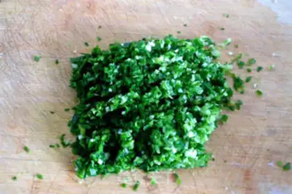 Make Northeast Chinese cabbage dumplings step 5