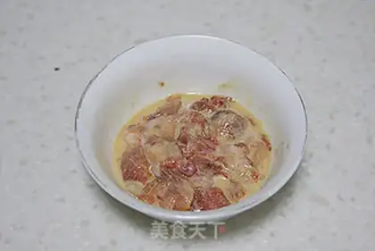 Make Sweet and sour pork with spicy pineapple step 1
