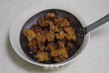 Make Sweet and sour pork with spicy pineapple step 3