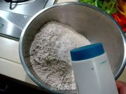Make stir-fried buckwheat fish step 0