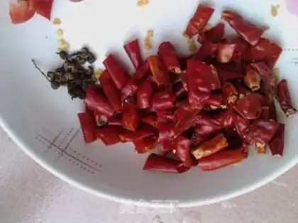 Make Spicy Maotai-flavored chicken legs step 0