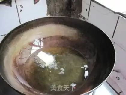 Make Maotai-flavored tofu with sauce step 5