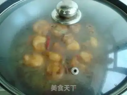 Make Braised pork tail with broad beans step 7