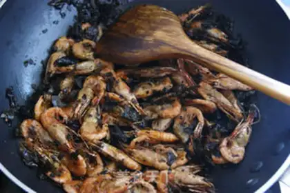 Make Finger sucking tea fragrant Arctic shrimp step 15