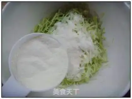 Make Zucchini paste step 1