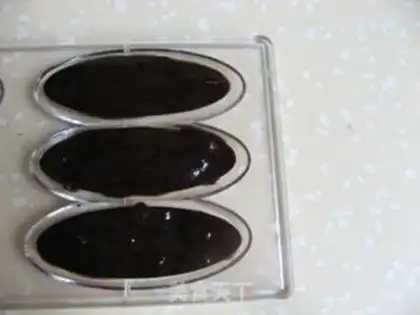 Make chocolate bars step 6