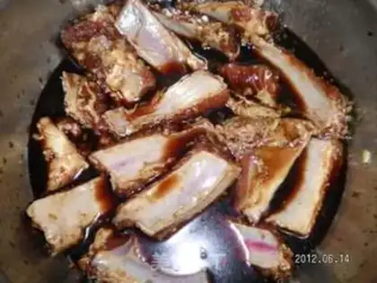 Make Steamed pork ribs with glutinous rice step 2