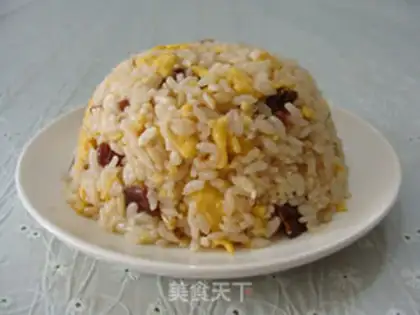 Make Fried rice with roasted pork and egg step 7