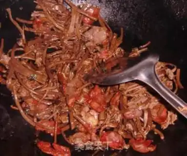 Make Dry stir-fried tea tree mushroom with sausage step 6