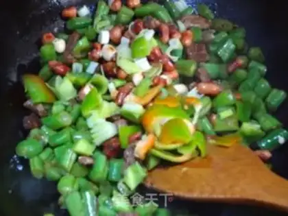 Make diced bean and olive vegetable step 7