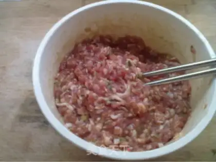 Make Fresh meat dumplings step 5