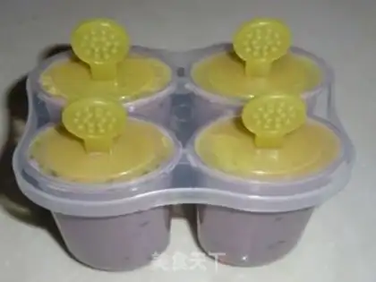 Make Black rice and coconut milk popsicles step 8
