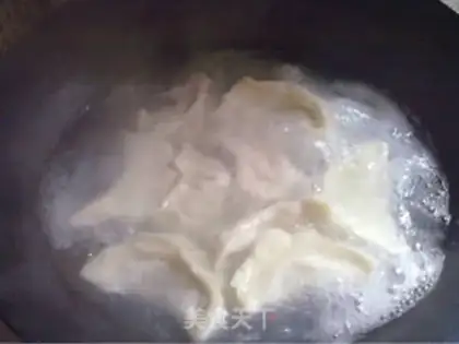 Make Fresh meat dumplings step 8