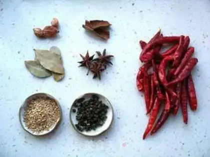 Make spicy oil step 0