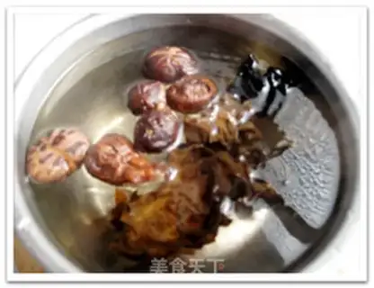Make hot soup step 1