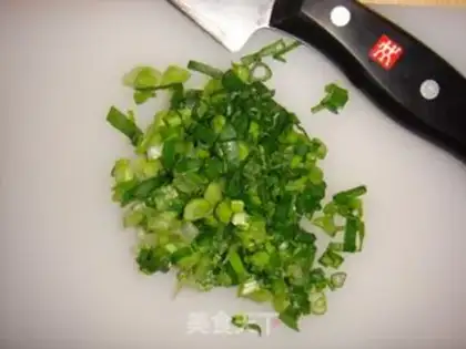 Make Potato pancakes with onion flavor step 2