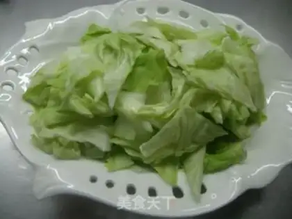 Make Hot and sour cabbage step 0