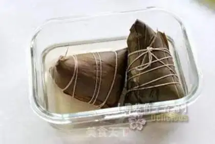 Make quick-frozen dumplings step 5