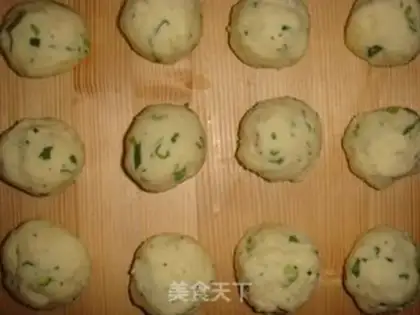 Make Potato pancakes with onion flavor step 6