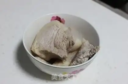 Make Farmhouse stir-fried pork step 2