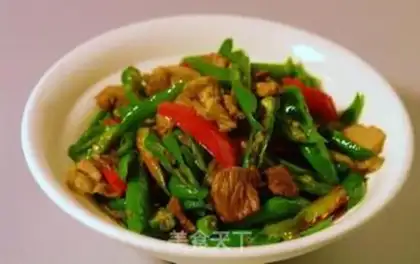 Make Farmhouse stir-fried pork step 4