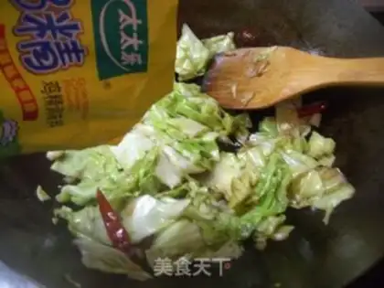 Make Hot and sour cabbage step 5