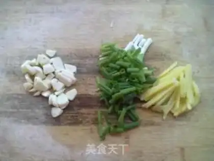 Make Braised prawns step 1