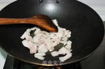 Make Farmhouse stir-fried pork step 6