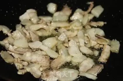 Make Farmhouse stir-fried pork step 7