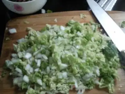 Make Pork buns with mushroom and cabbage step 1