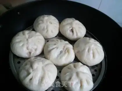 Make Pork buns with mushroom and cabbage step 4