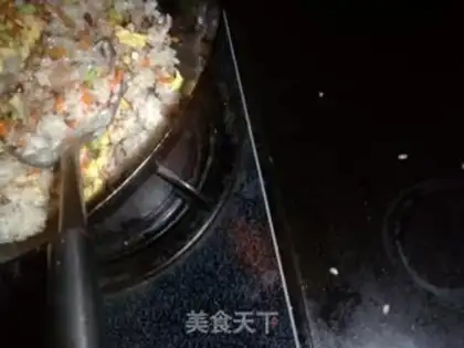 Make glutinous rice fried rice step 5