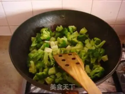 Make French broccoli pie step 5