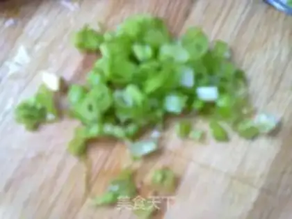 Make bowknot egg fried rice step 1