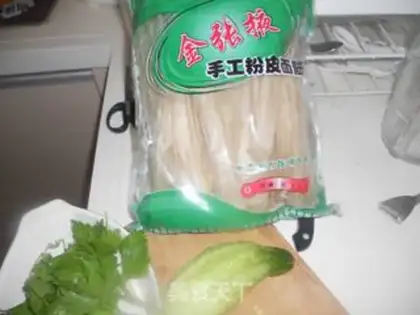 Make Cold rice noodles step 0