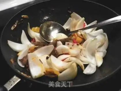 Make Lao Gan Ma Buasted Pig Run step 5