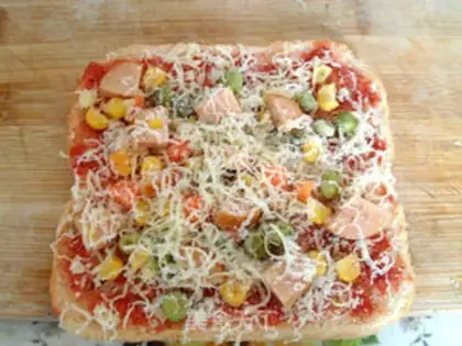 Make mini pizza step 9
