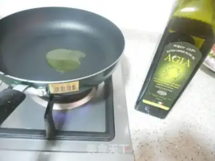 Make Spaghetti with tomato sauce step 5