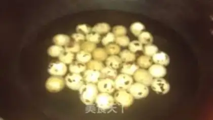 Make Curried quail eggs step 1