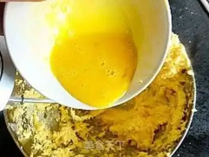 Make corn crescent cookies step 2