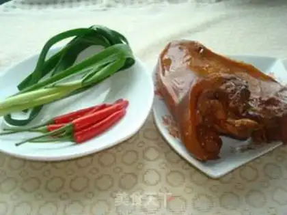 Make La pig ears step 0