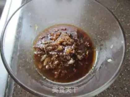 Make purslane garlic paste step 5