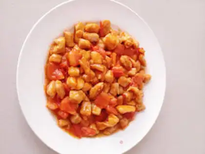 Make diced chicken with tomato sauce step 8