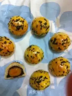 Make egg yolk cake step 10