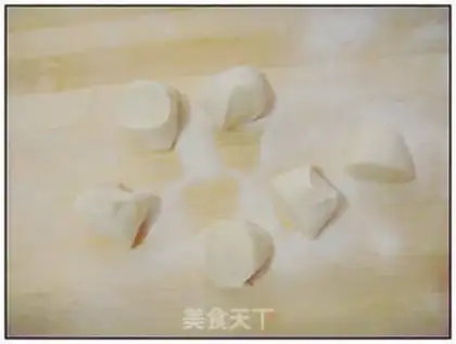 Make Rose steamed buns step 5