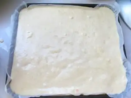 Make Milk tea honey bean cake roll step 11